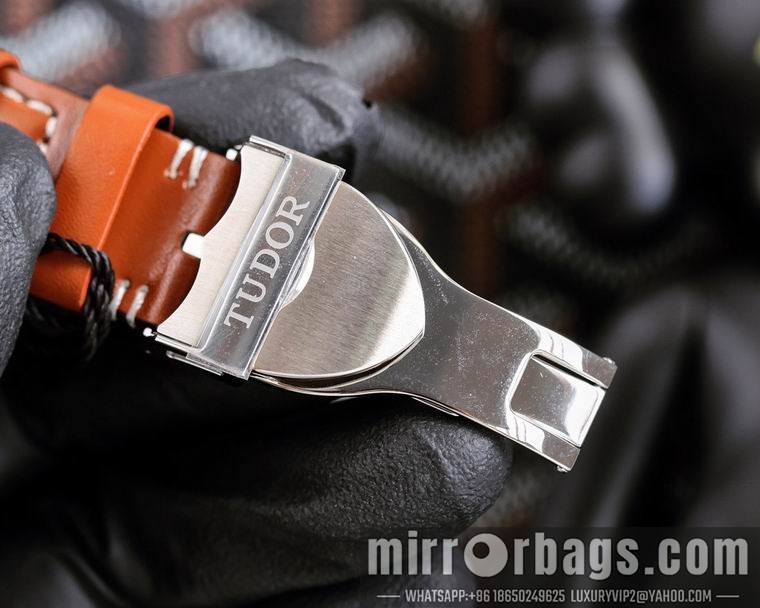 Tudor men 41mm M04 Watch