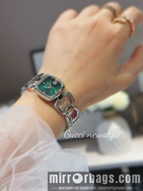 Gucci 24X22.5cm 091726 Watch