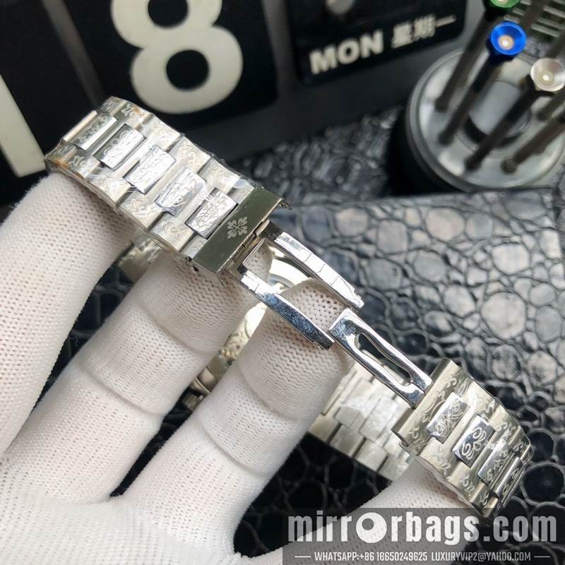 Patek Philippe 42mm 090469 Watch
