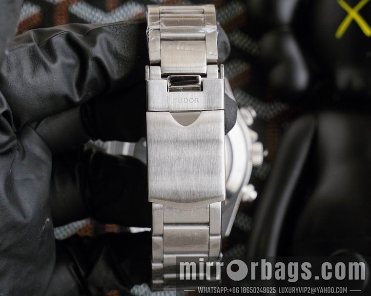 Tudor men 42mm M11 Watch