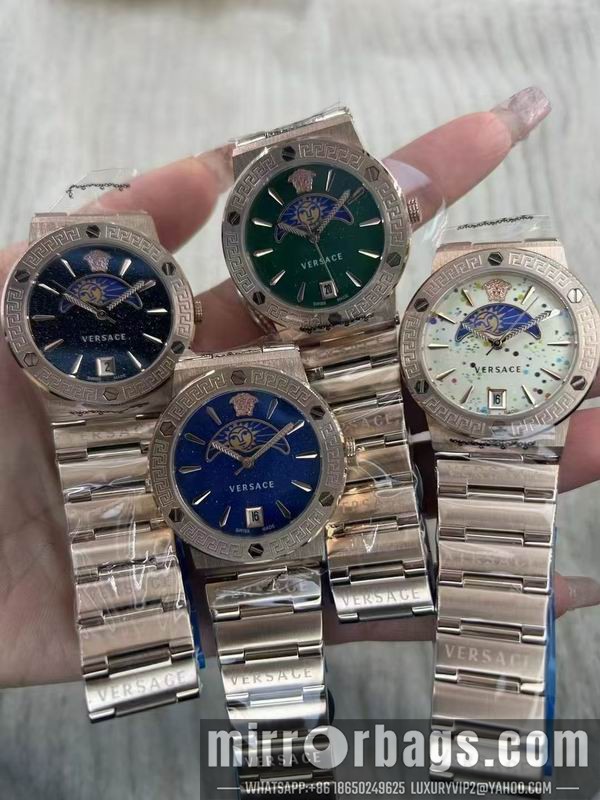 Versace watch 042955 Watch
