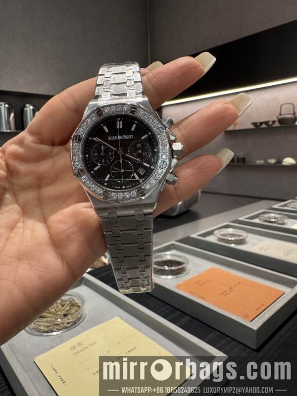AP 37mm 101420 Watch