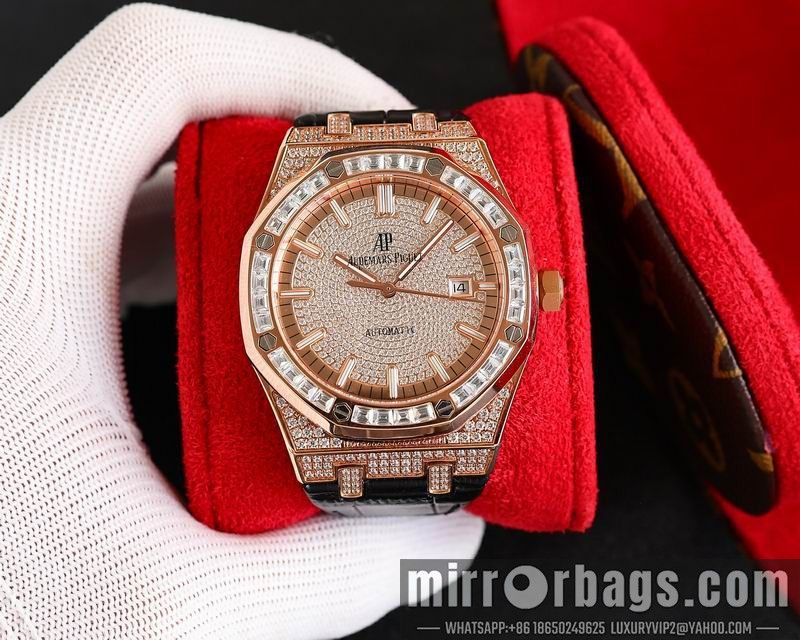 AP 40mm 082101 Watch