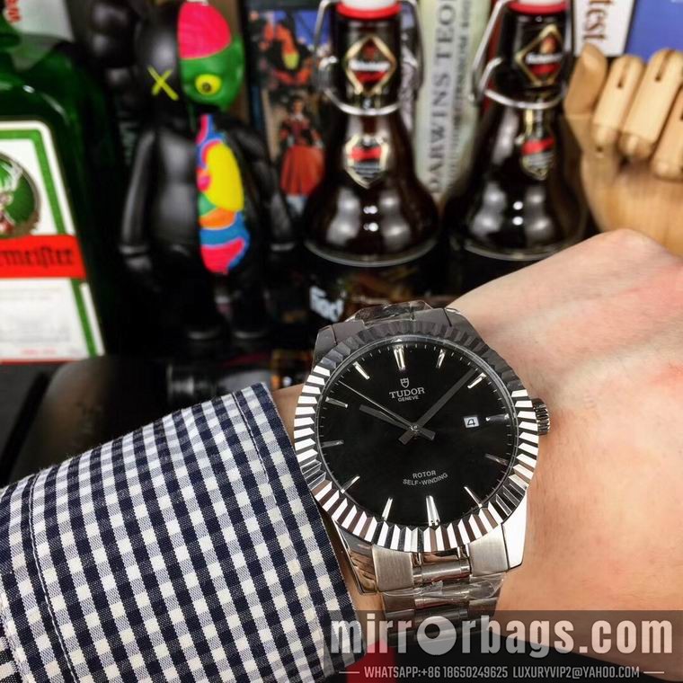 Tudor men 40mm M03 Watch