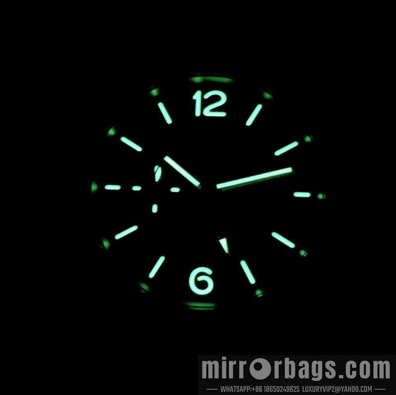 Panerai 44mm 090462 Watch