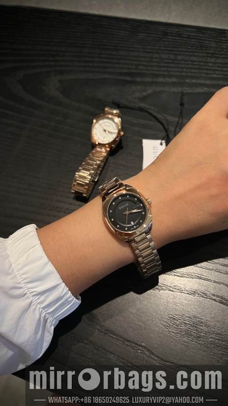 Gucci 28mm 091732 Watch