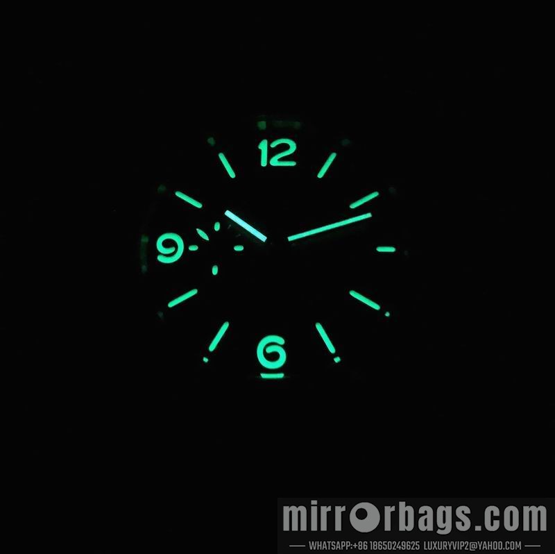 Panerai 44mm 090445 Watch