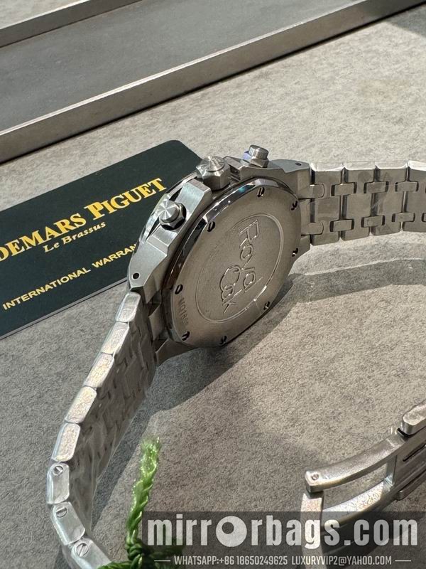 AP 37mm 101420 Watch