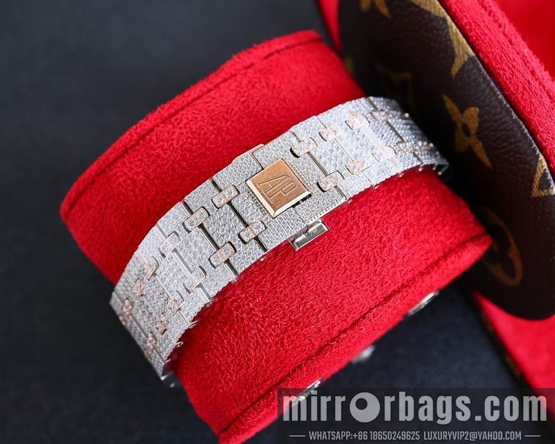 AP 42mm 082120 Watch