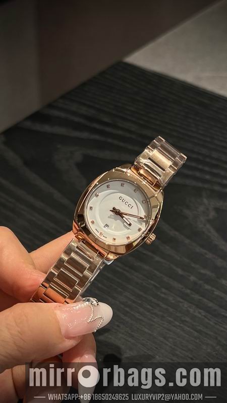 Gucci 28mm 091732 Watch