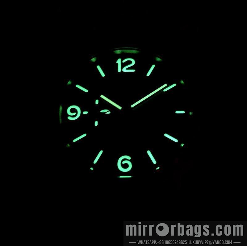 Panerai 44mm 090463 Watch