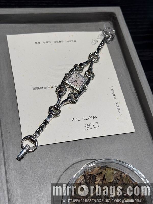 Gucci watch 101422 Watch