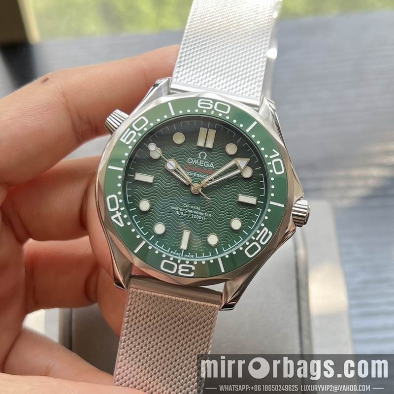 Omega watch 042904 Watch