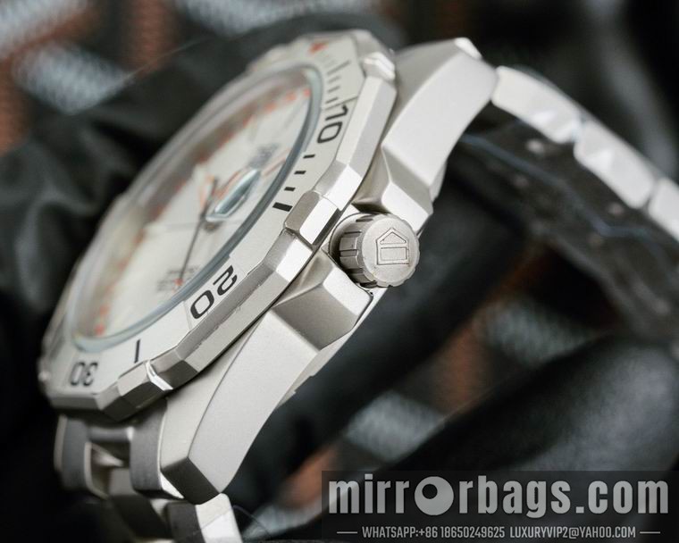 TAG Heuer men 43mm M01 Watch
