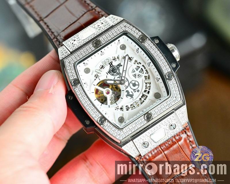 Hublot 47X52mm 080676 Watch
