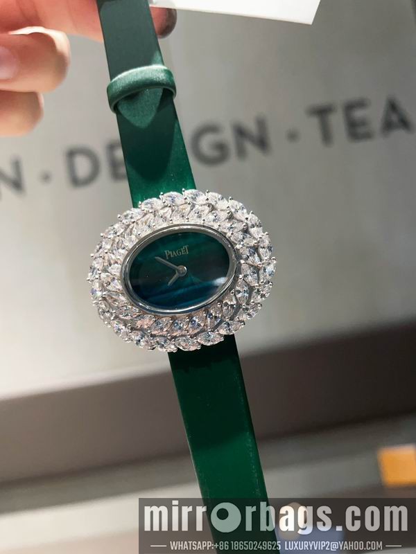 Piaget 31X37mm 101523 Watch