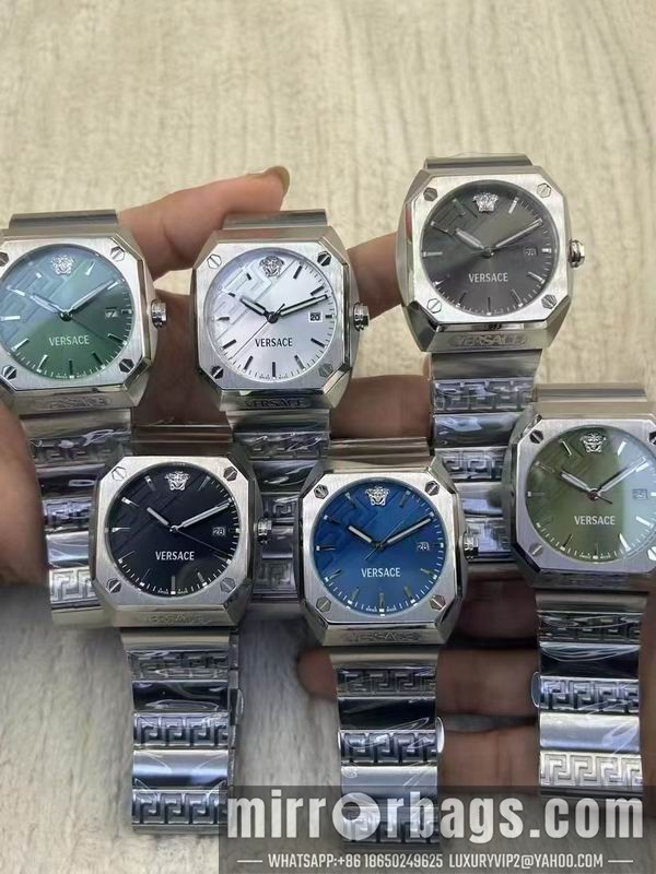 Versace watch 042951 Watch
