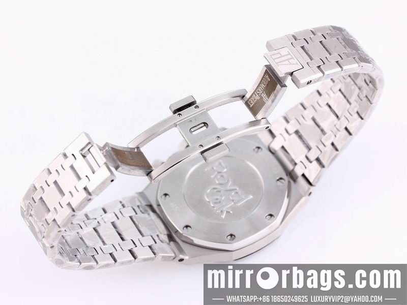 AP 41mm 082233 Watch