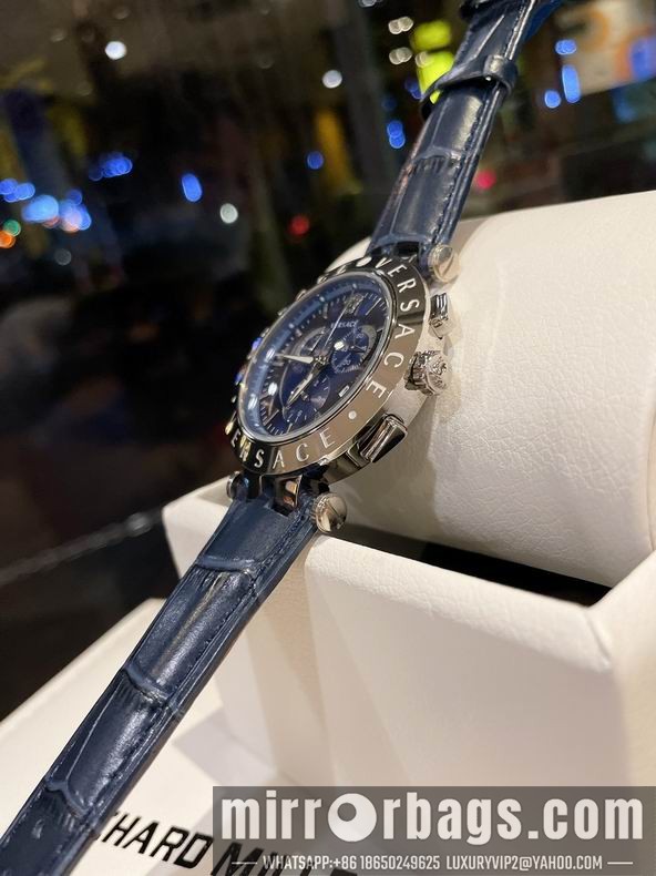 Versace watch 42mm 070861 Watch