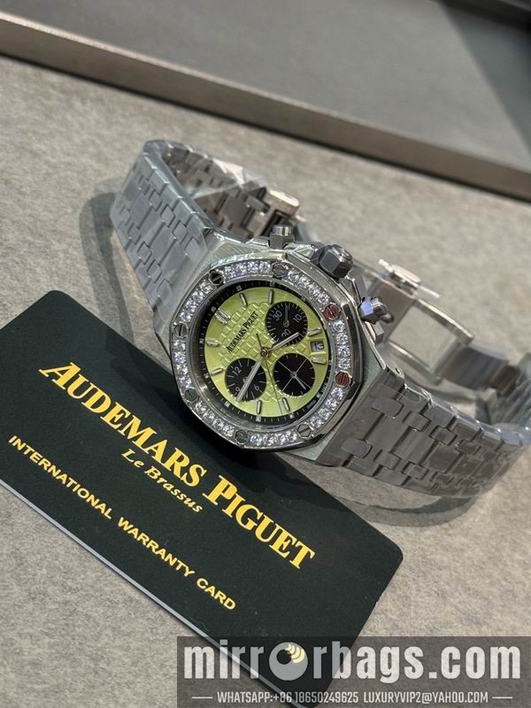 AP 37mm 101420 Watch