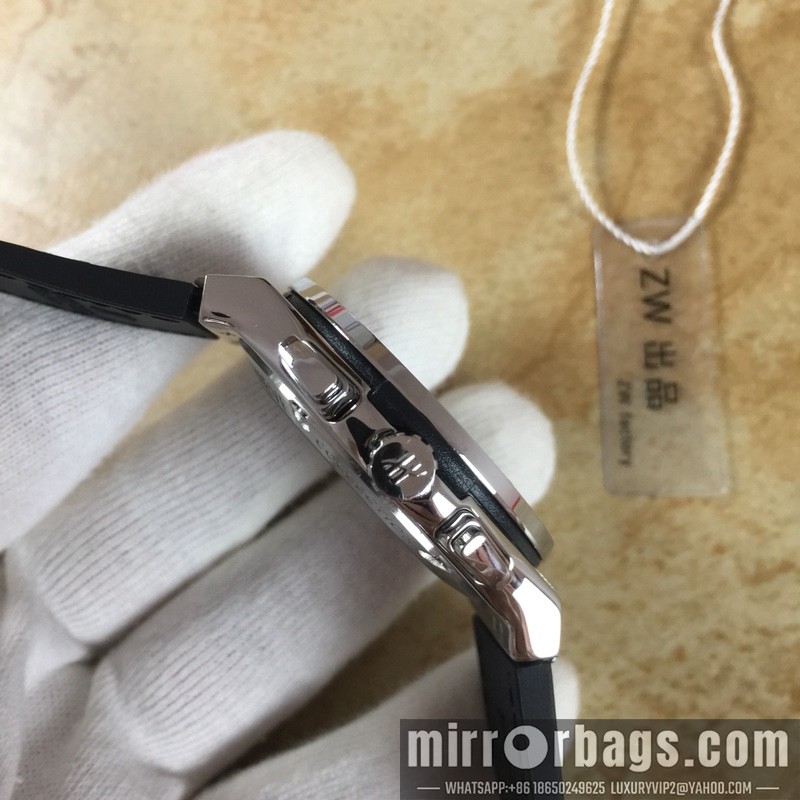 Hublot 43mm 080789 Watch