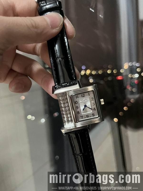 Jaeger Lecoultre 23X34mm 092320 Watch