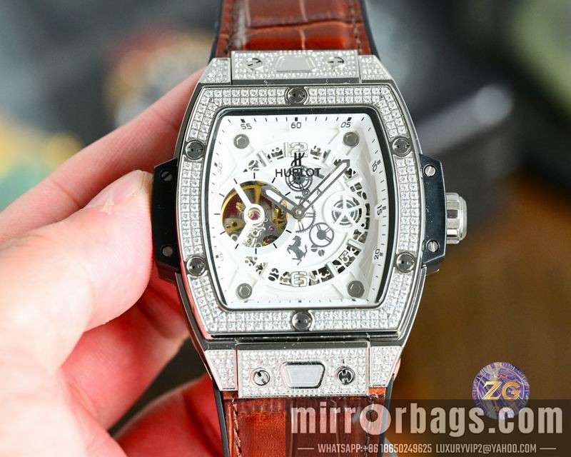 Hublot 47X52mm 080676 Watch