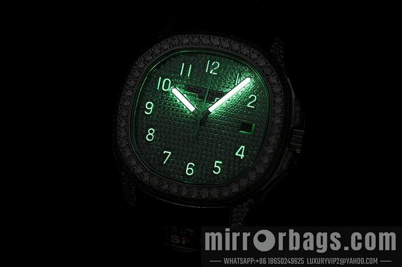 Patek Phillipe 40mm 082133 Watch
