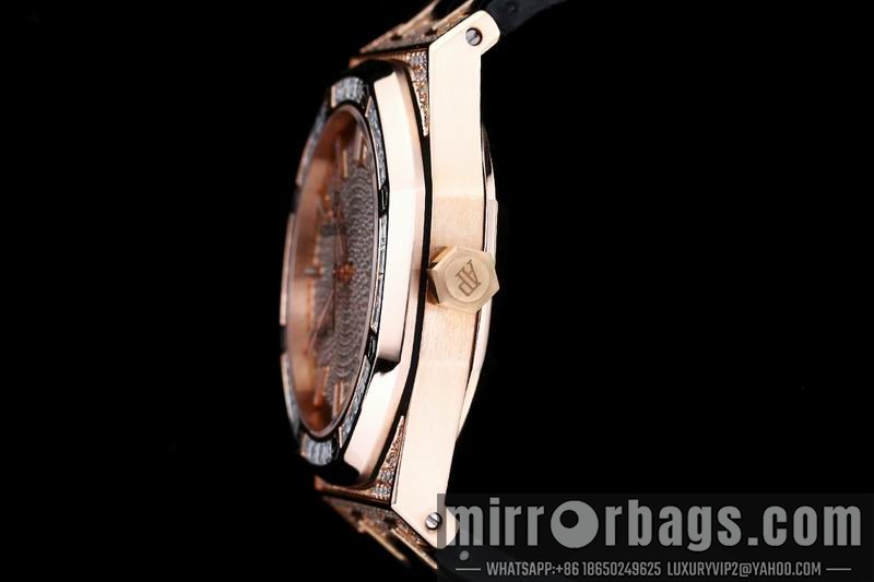 AP 40mm 110923 Watch