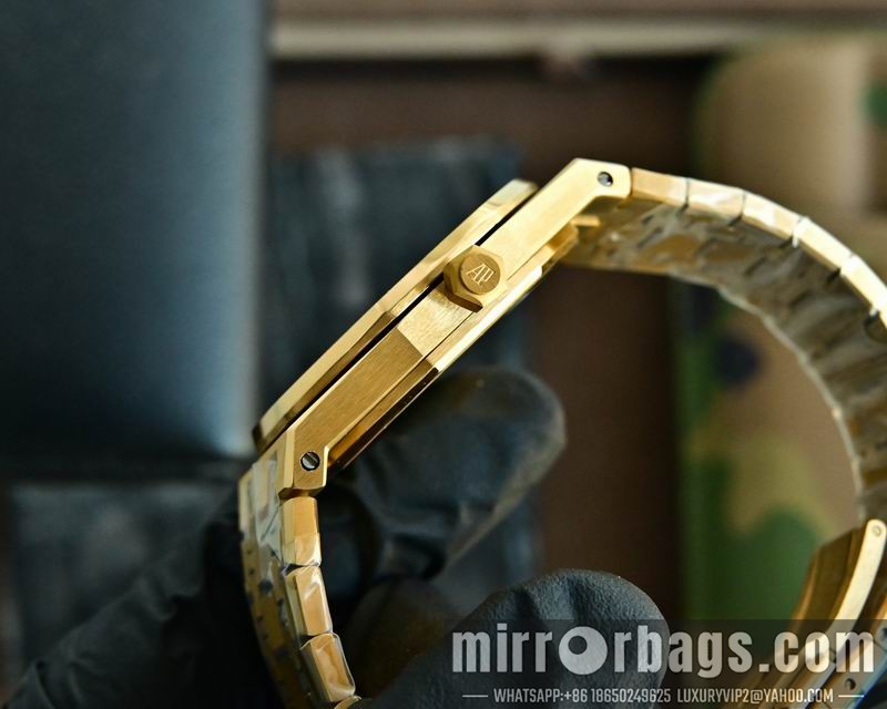 AP 39mm 111445 Watch