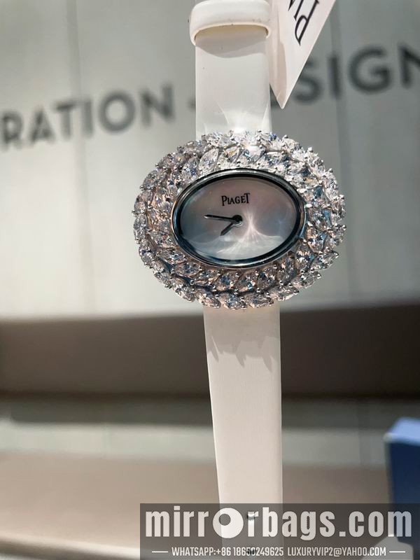 Piaget 31X37mm 101523 Watch