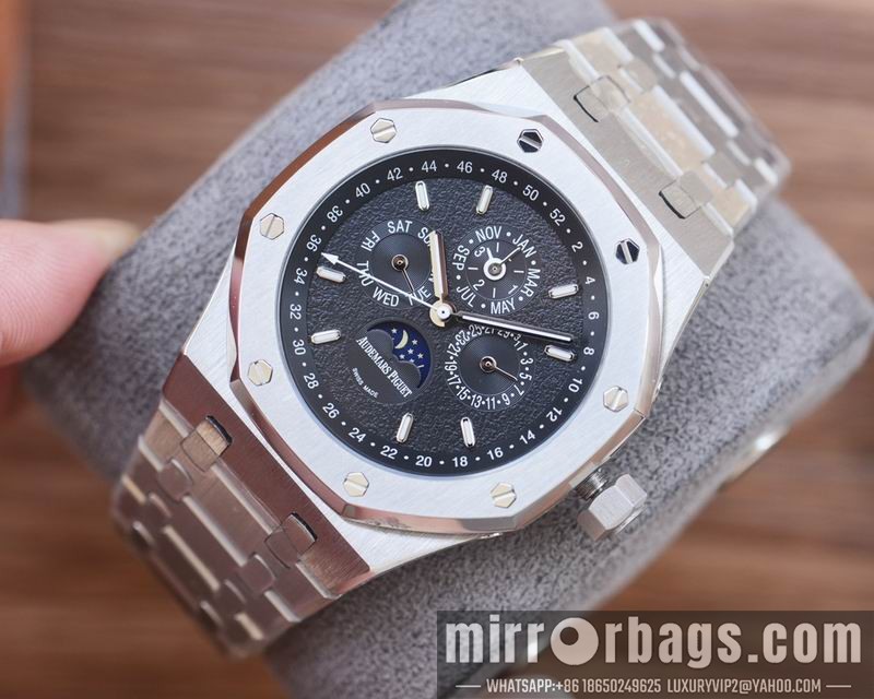 AP 44mm 080662 Watch