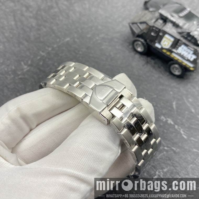 Tudor men 40mm M08 Watch
