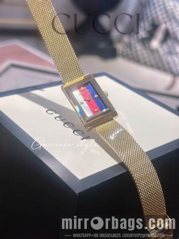 Gucci 34X21mm 111413 Watch