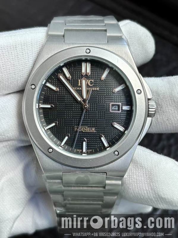 IWC 40mm 082247 Watch