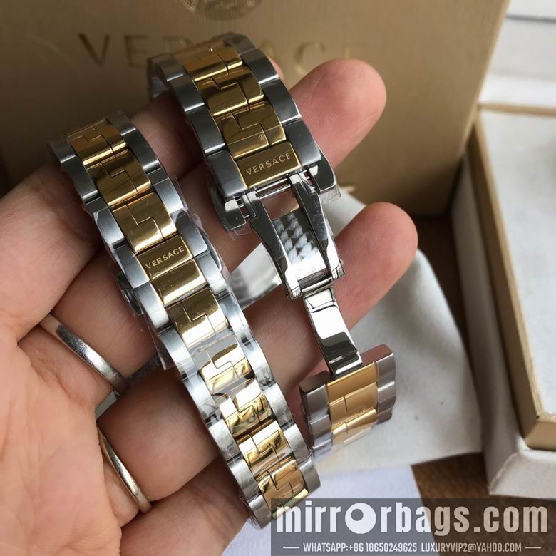 Versacce men 43mm M17 Watch