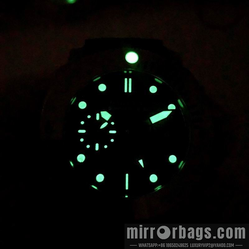 Panerai 47mm 090458 Watch