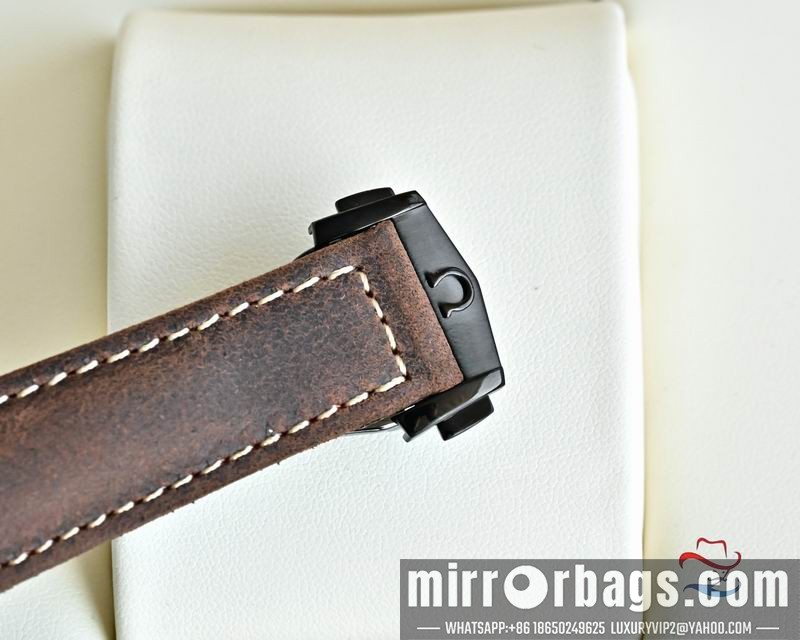 Omega 44mm 110913 Watch