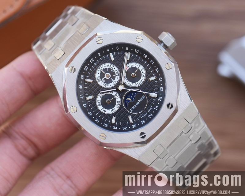 AP 44mm 080658 Watch