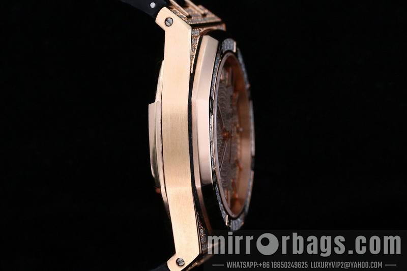 AP 40mm 110923 Watch