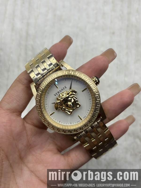 Versace watch 042960 Watch
