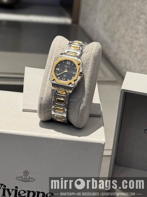 Gucci L36mm M30mm S24mm 111402 Watch