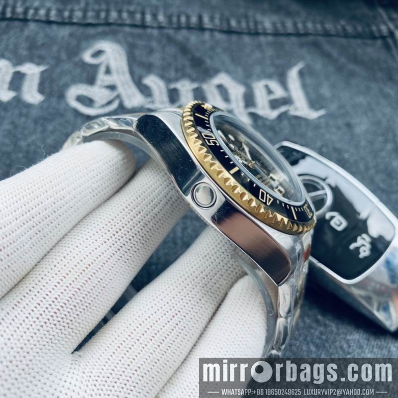 Rolex 44mm 080869 Watch