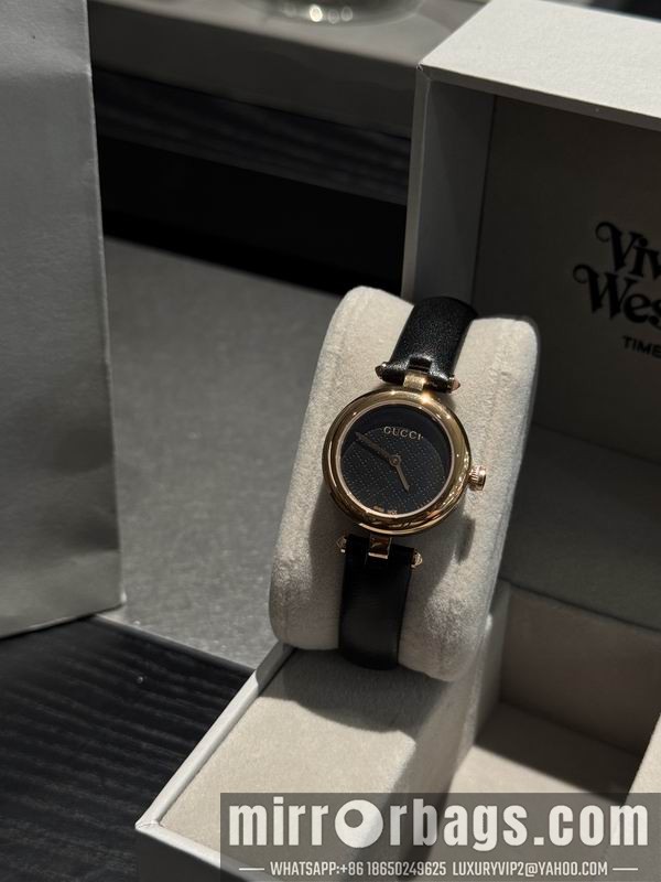 Gucci 32mm 101588 Watch