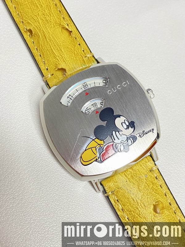 Gucci 35mm 042733 Watch