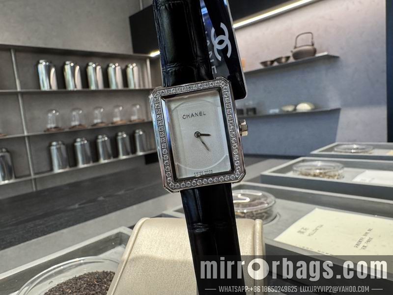 Chanel 27X34mm 101583 Watch