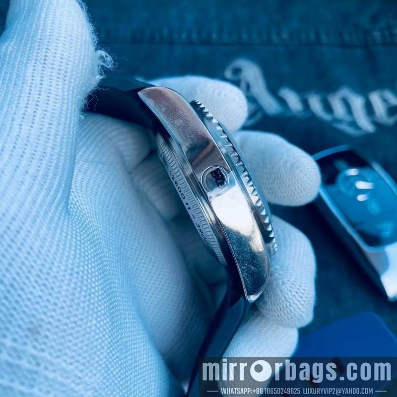 Rolex 44mm 080837 Watch