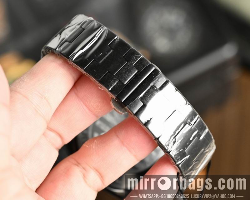 Panerai 47mm 080668 Watch