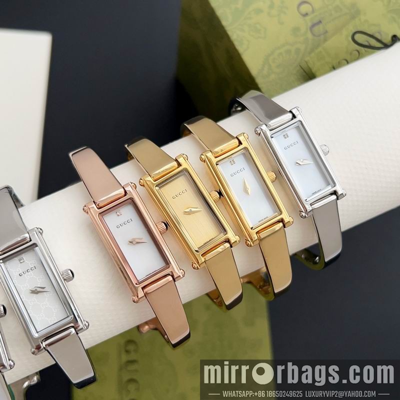 Gucci watch 110375 Watch