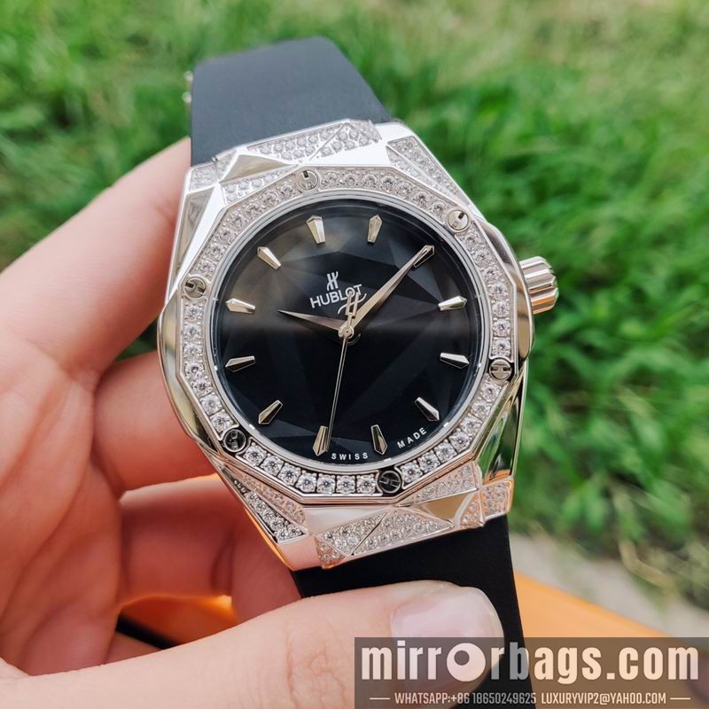 Hublot 43mm 092235 Watch